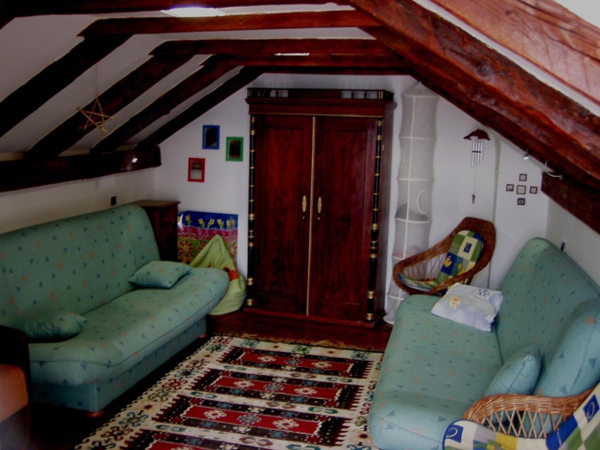 נובי ווינודולסקי Studio Apartments Holy Trinity מראה חיצוני תמונה